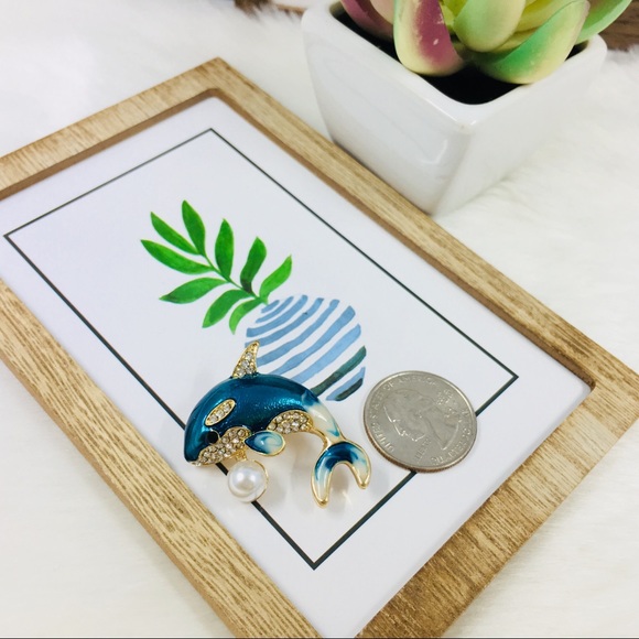 Only ships with $15 orders. Blue Dolphin Brooch - Picture 2 of 6